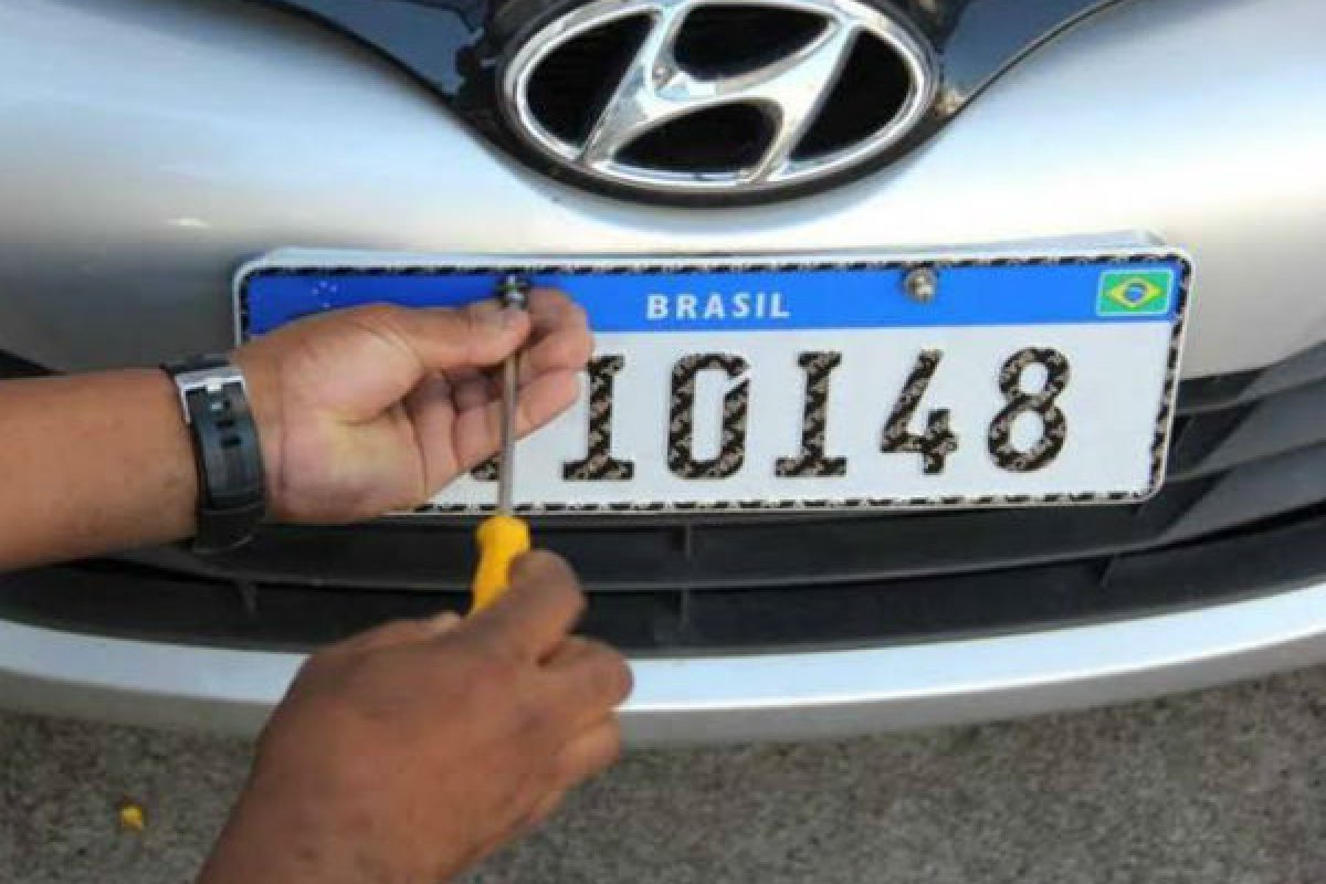 Veículos com placas de finais 9 e 0 e com IPVA em atraso serão notificados pela Sefaz