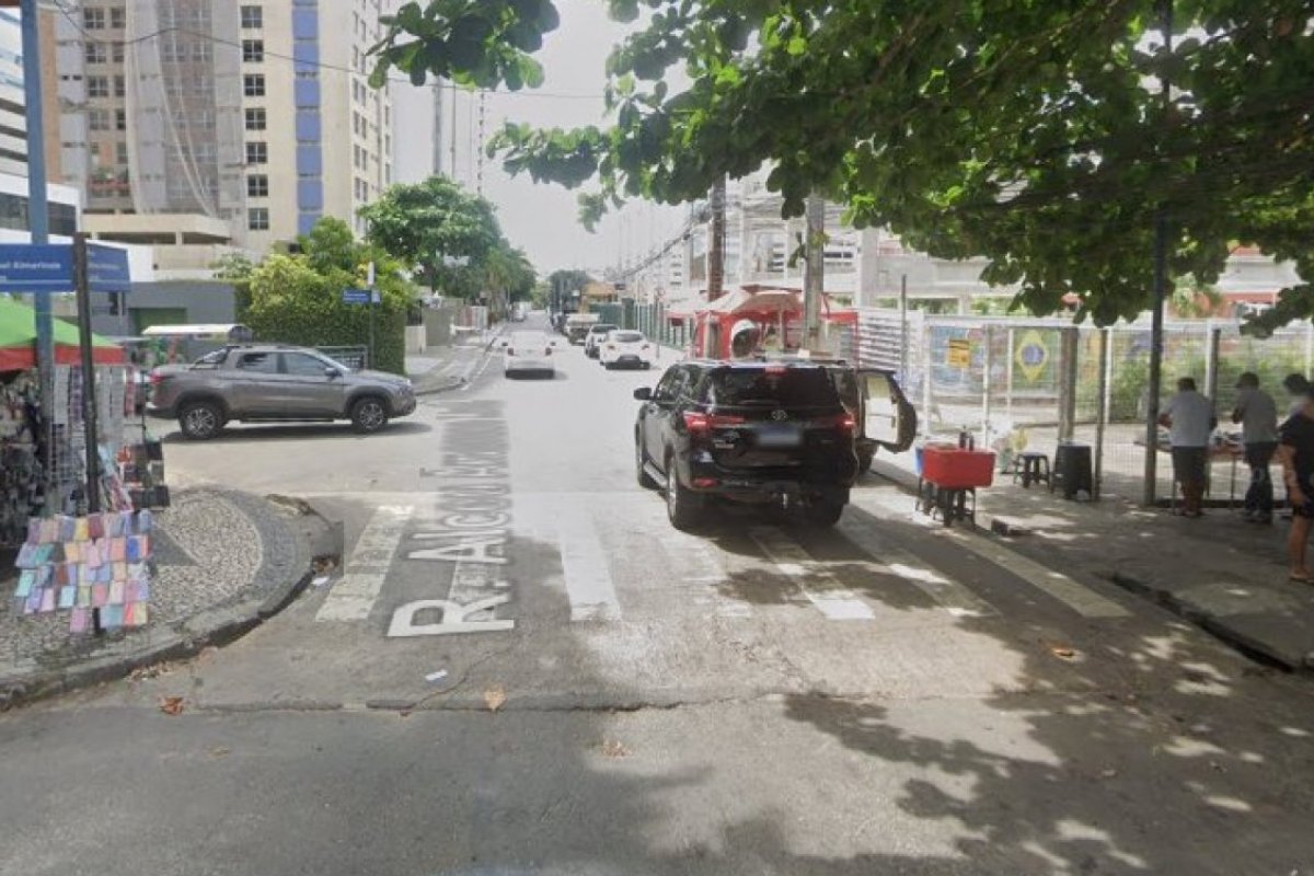 Salvador: homem é baleado durante assalto no Caminho das Árvores