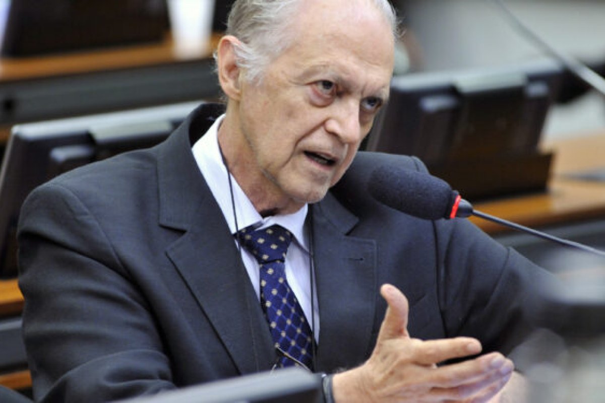 Morre Antônio Carlos Mendes Thame, um dos fundadores do PSDB