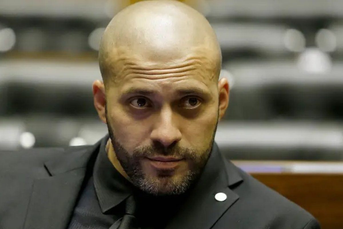 MPF tenta intimar Daniel Silveira em processo de improbidade administrativa desde março