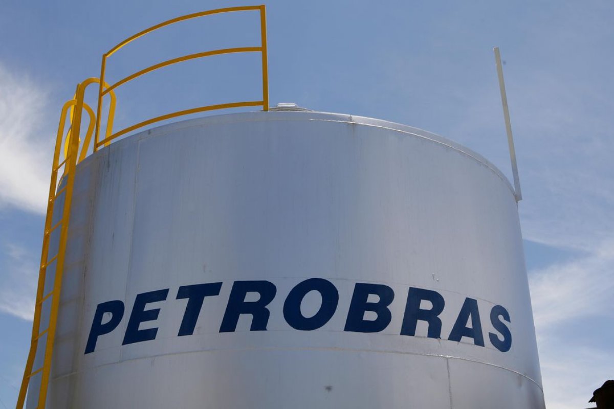 Preço do gás natural nas distribuidoras sobe 19% no Dia do Trabalhador