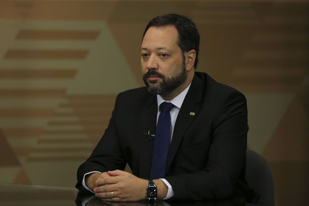 Provas do ENEM já foram distribuídas pelo país, diz presidente do Inep