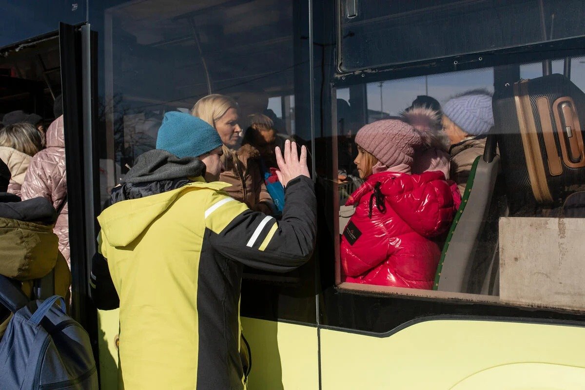 Guerra: autoridades seguem tentando retirar civis de Mariupol  