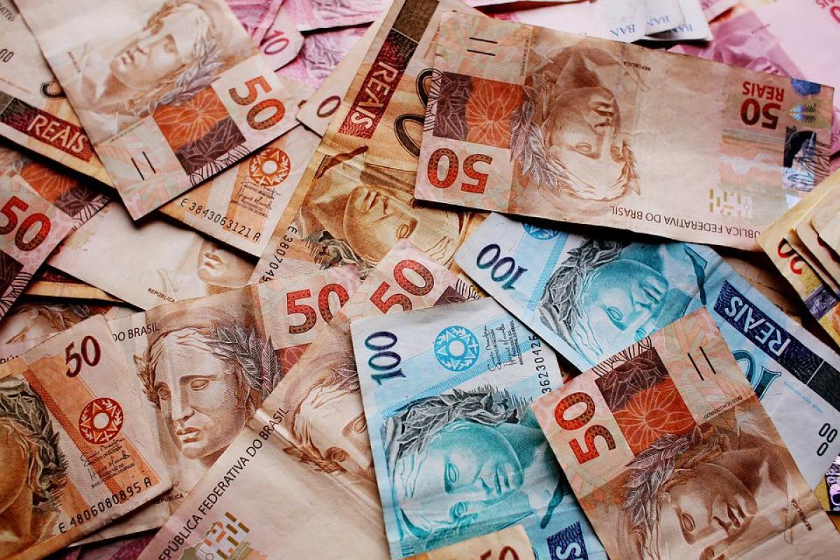 Real perde quase 30% do poder de compra em 5 anos