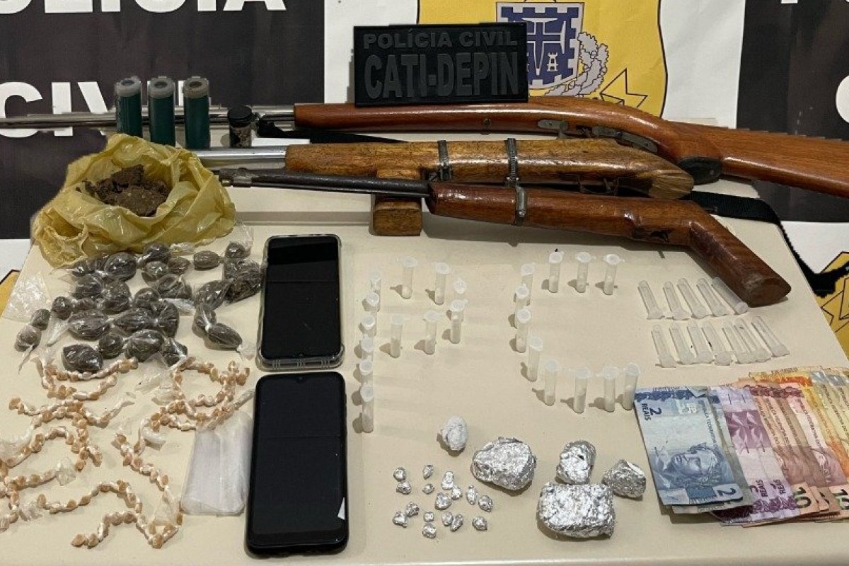 Operação em Santa Inês apreende dupla com armas, drogas e dinheiro