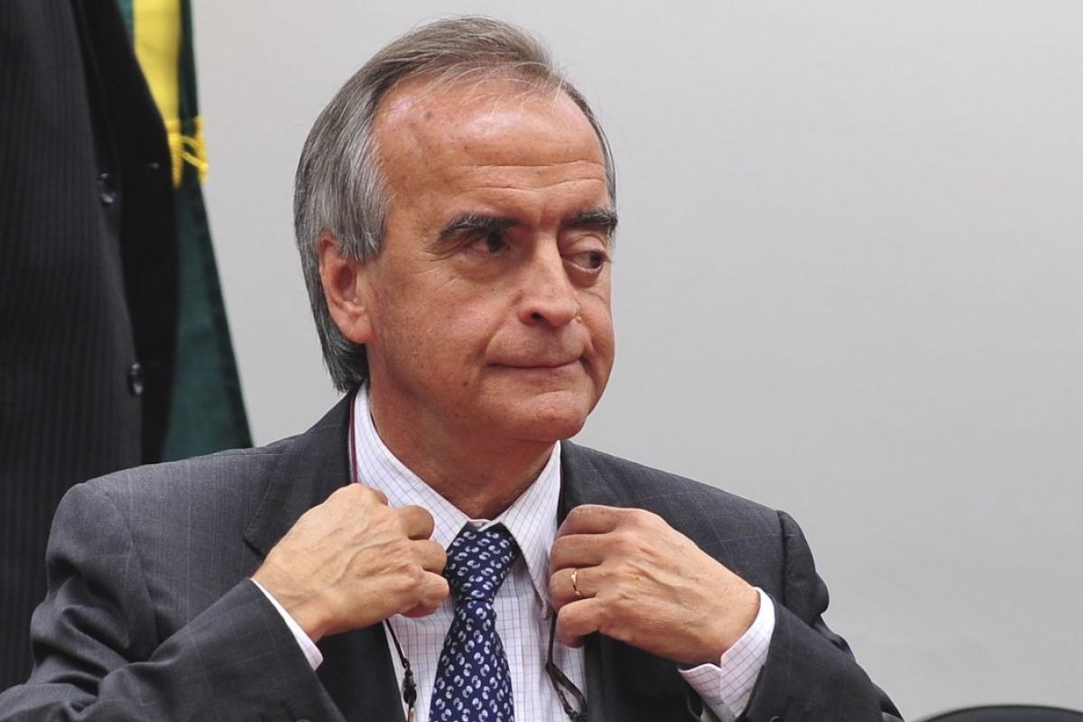 Ex-diretor da Petrobras, condenado da Lava-Jato, pede ao STF para usar mensagens de Moro  