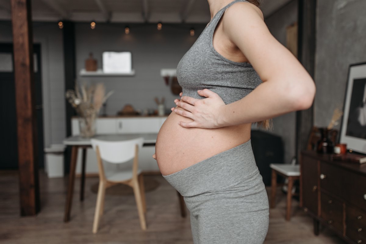 Anvisa afirma que não sabe se vacina contra Covid-19 tem riscos para gestantes