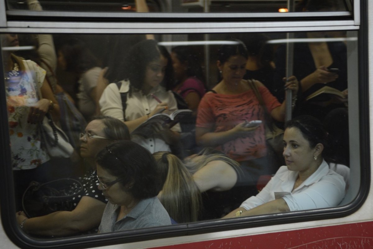 Casos de assédio sexual voltam a crescer no Brasil após queda em 2020