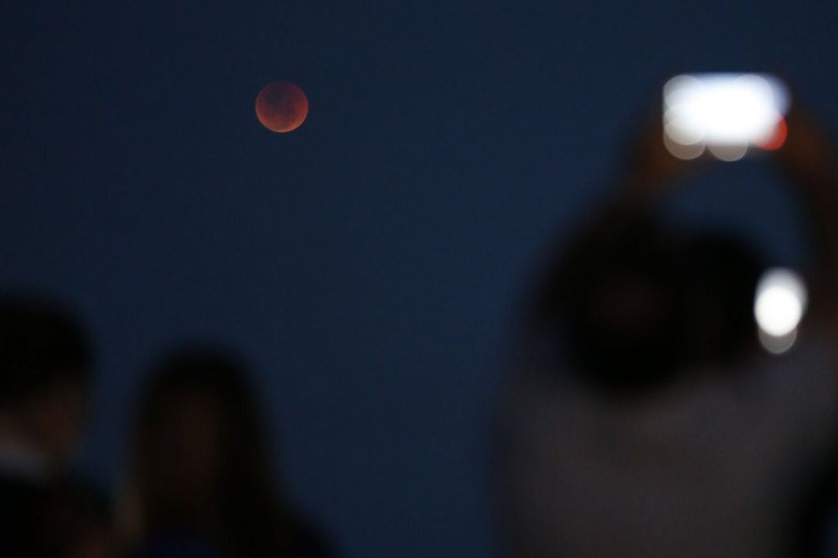 Lua de sangue poderá ser vista neste fim de semana