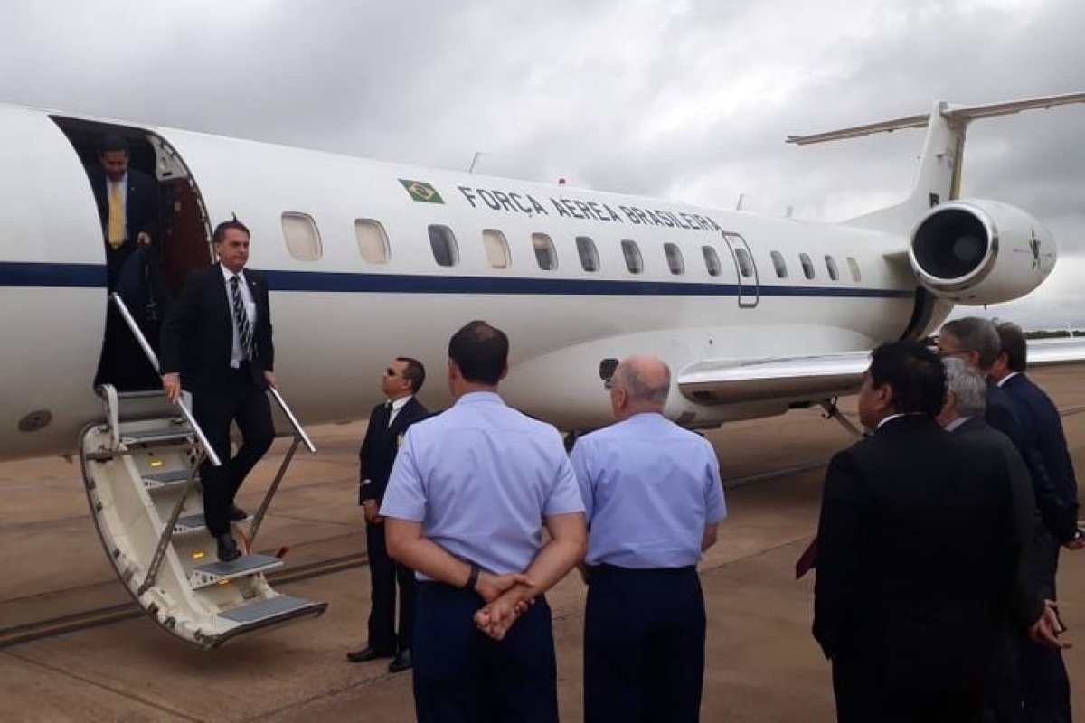 Em ritmo de campanha política, Bolsonaro faz sua quinta viagem em sete dias