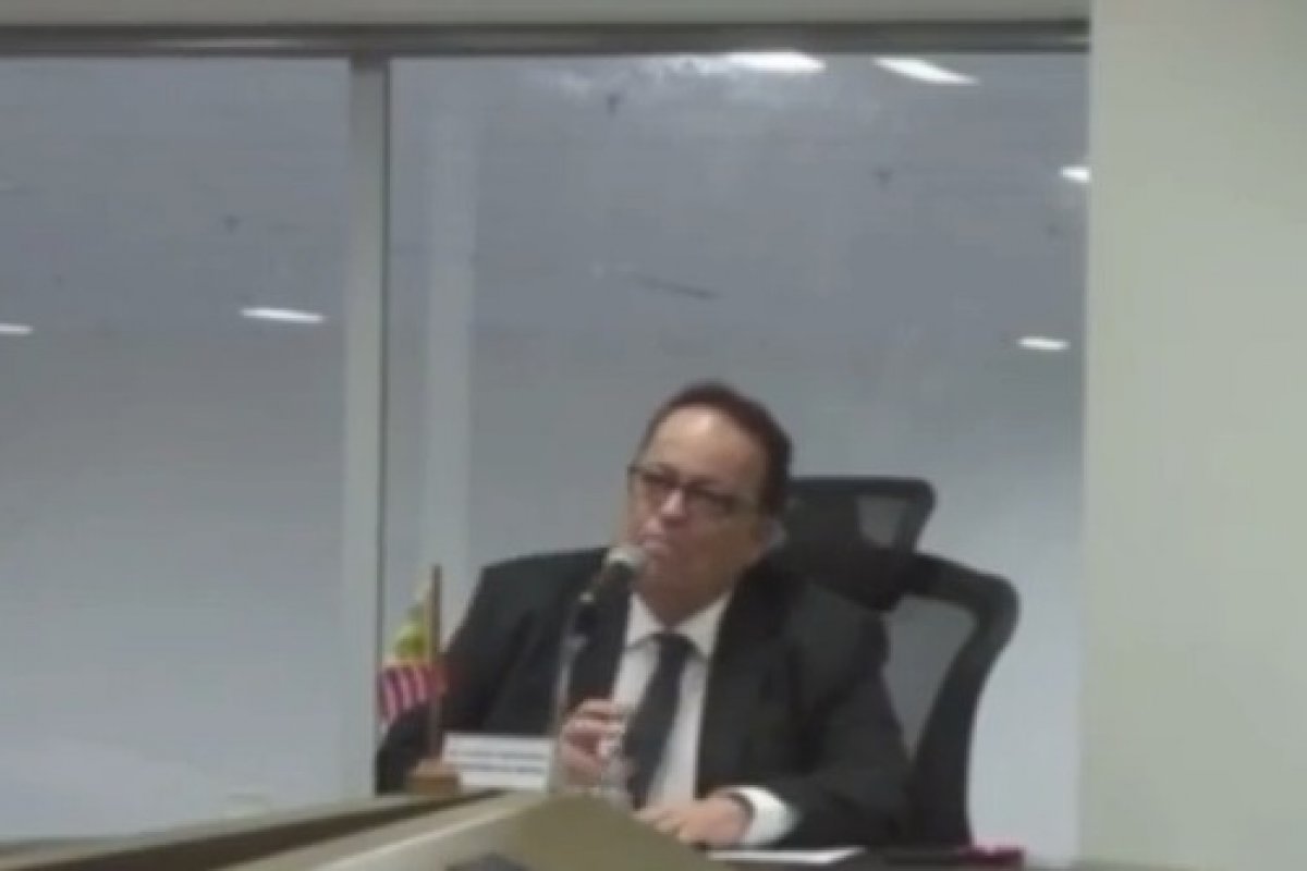 Vídeo: “Pessoas que eu conheço que usam maconha são pessoas que trabalham todo dia”, diz Secretário de Segurança Pública da Bahia