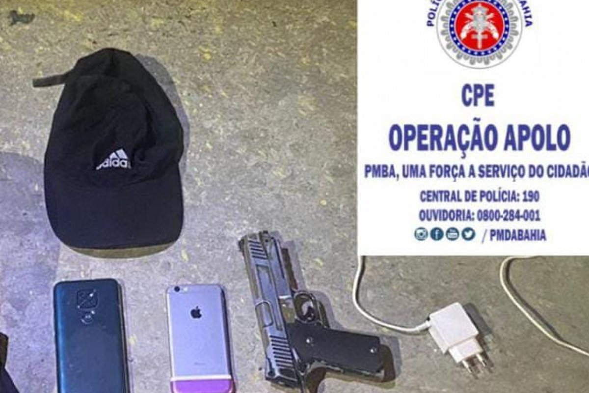 Adolescente é apreendido com arma de brinquedo usada para roubar veículos