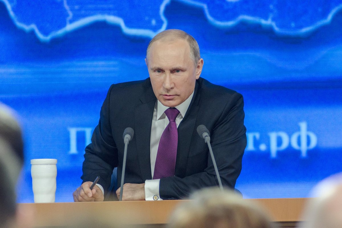 Rússia interrompe fornecimento de gás à Finlândia 