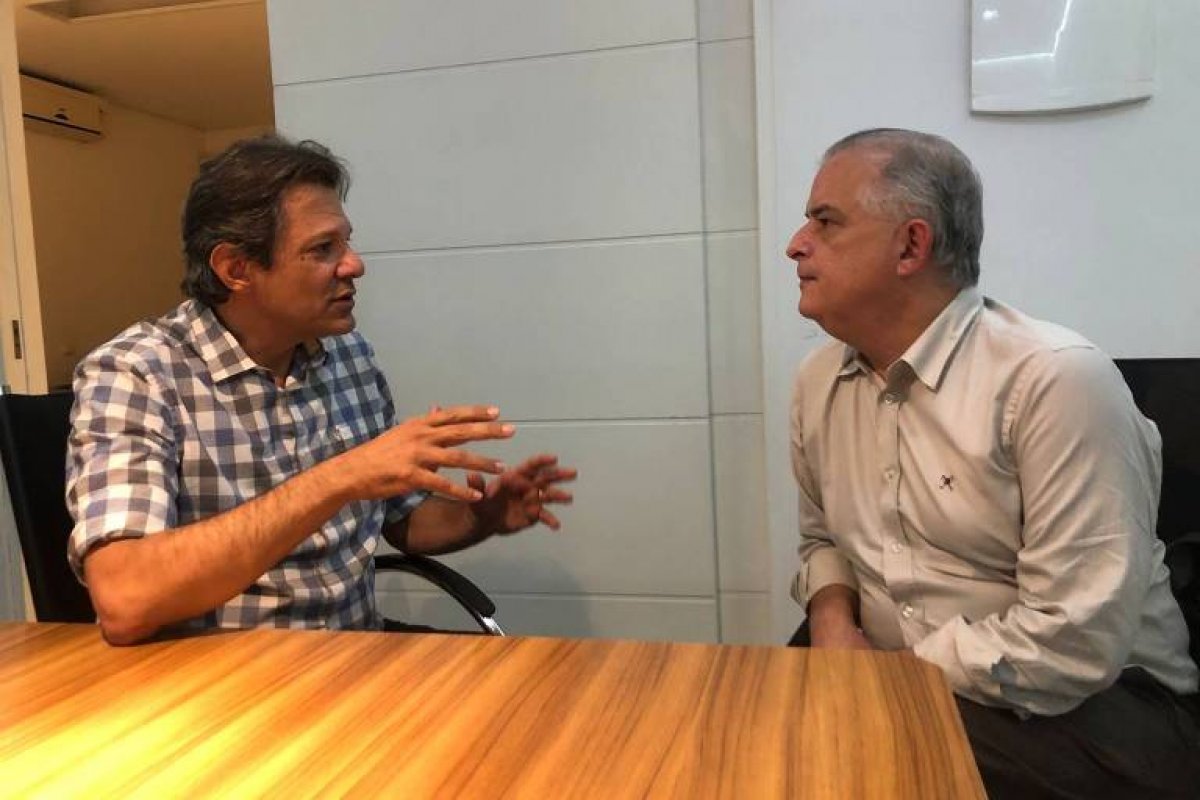 'Por que o Lula tem essa obrigação de carregar todo mundo?', questiona França sobre Haddad