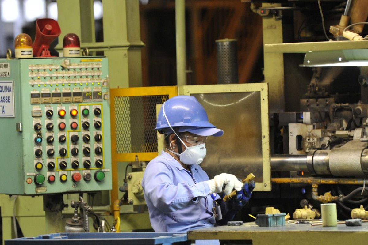 No mês da Indústria, Fieb recorda importância da indústria para o desenvolvimento econômico e social