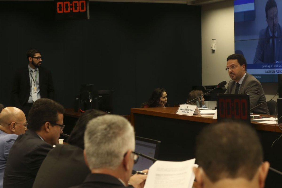 TCU permite que FNDE homologue licitação para compra de ônibus escolares