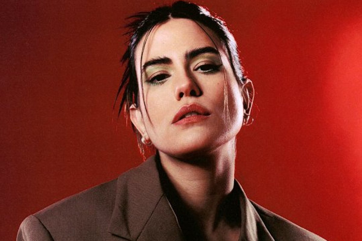 Antonia Morais lança single "A Rota do Indivíduo" e anuncia novo álbum  
