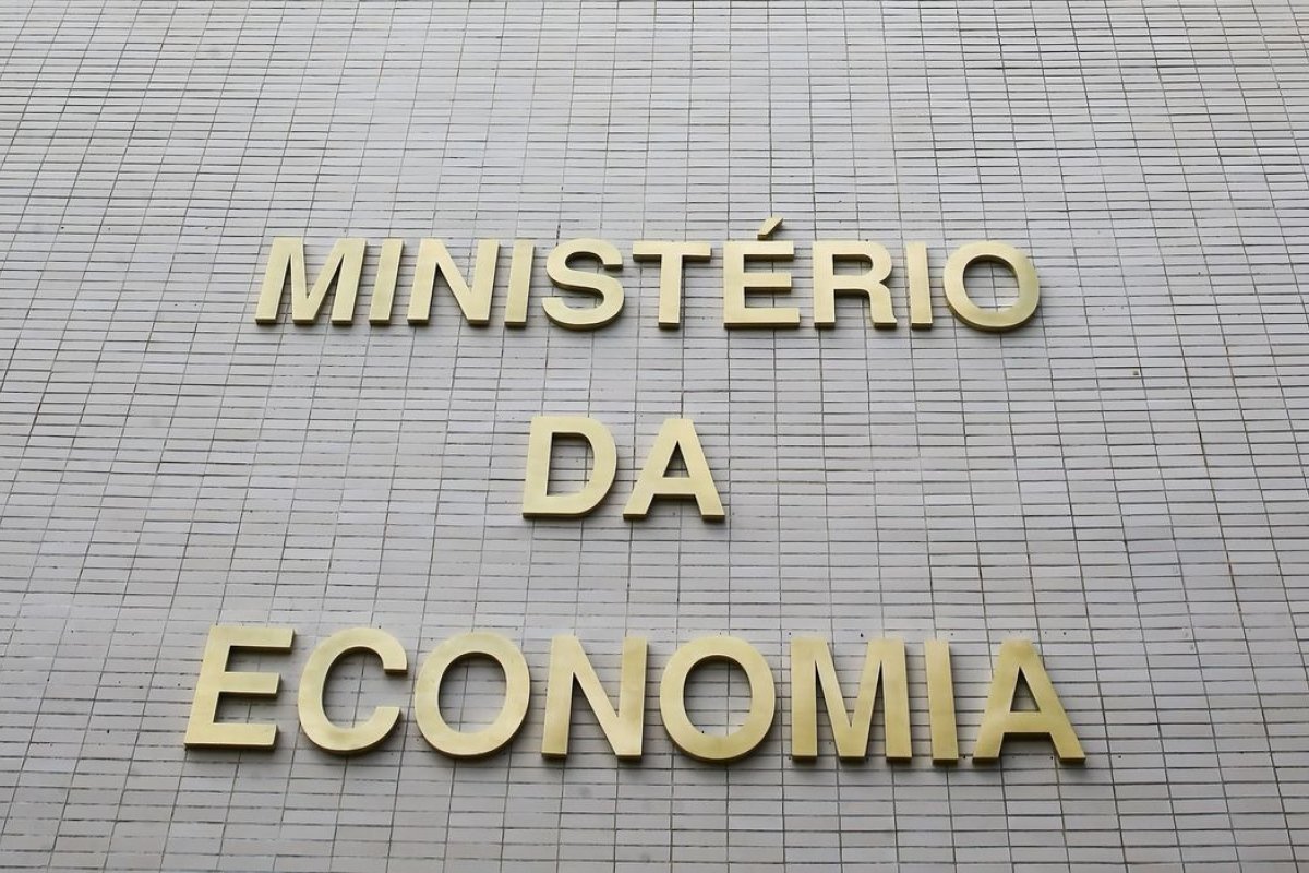 'Bolão secreto' em ministério aponta Lula como vencedor das eleições 2022 