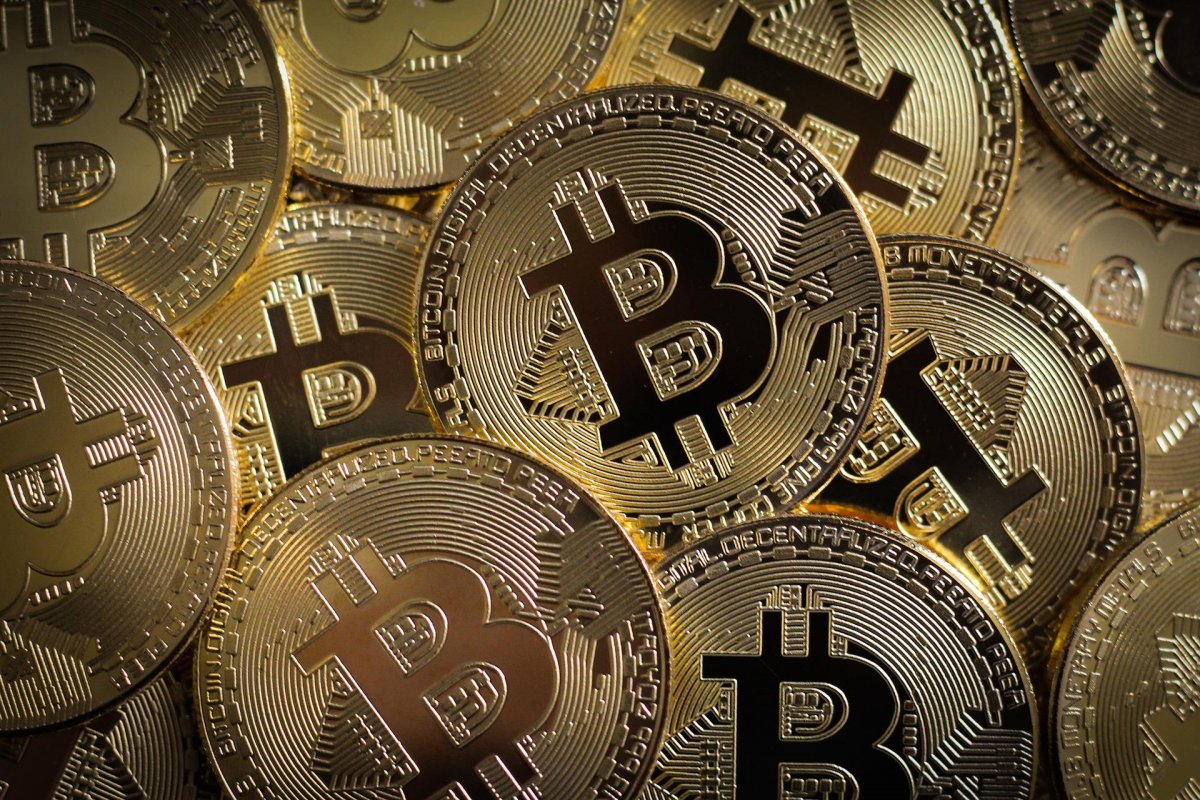 Contas falsas e robôs no setor de criptomoedas cresceram 3.894% em dois anos