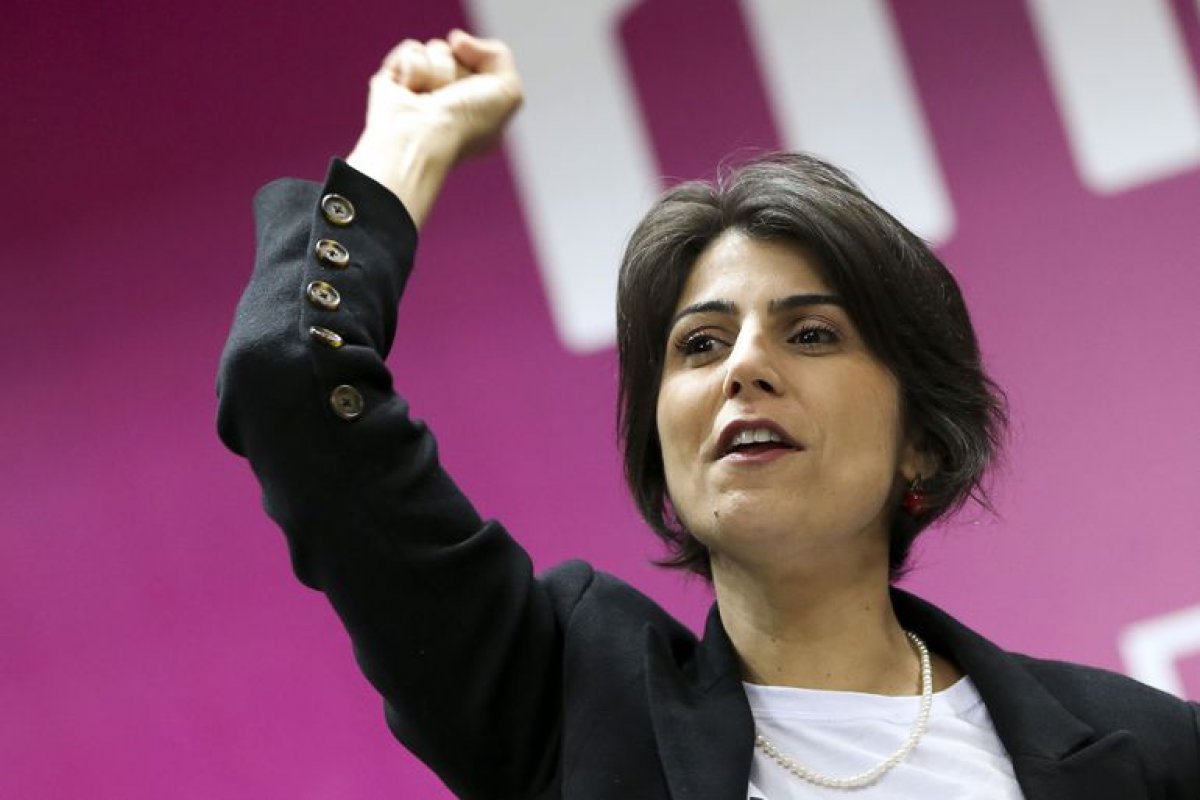 Manuela D'avila afirma que não pretende concorrer a cargo público em 2022