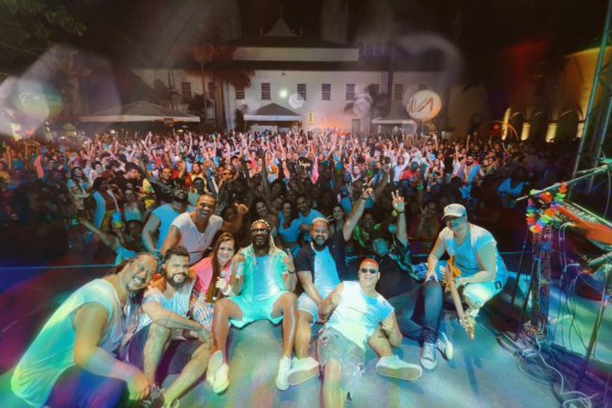 Evento de sucesso da banda Filhos de Jorge, contará com show de abertura do Forró Muderdin! 