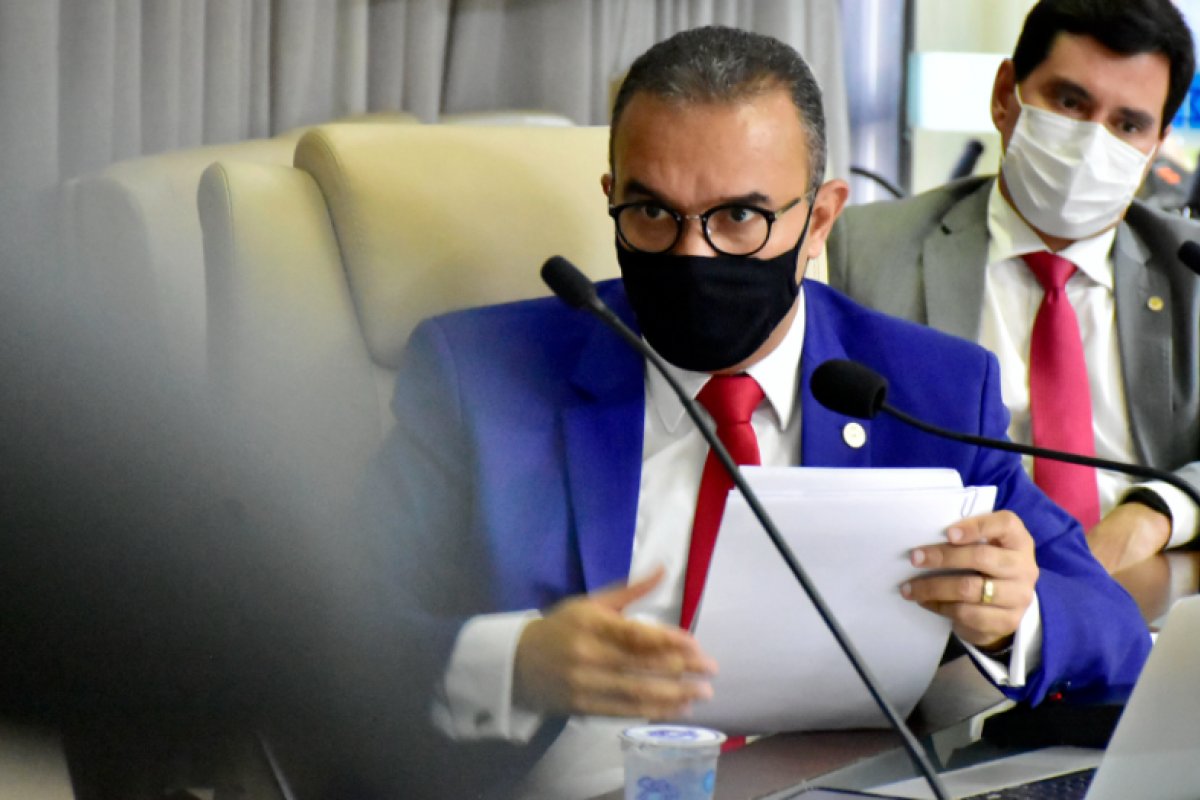 Vídeo: Kelps Lima chama Rui Costa de ladrão e MP não aceita denúncia contra ele