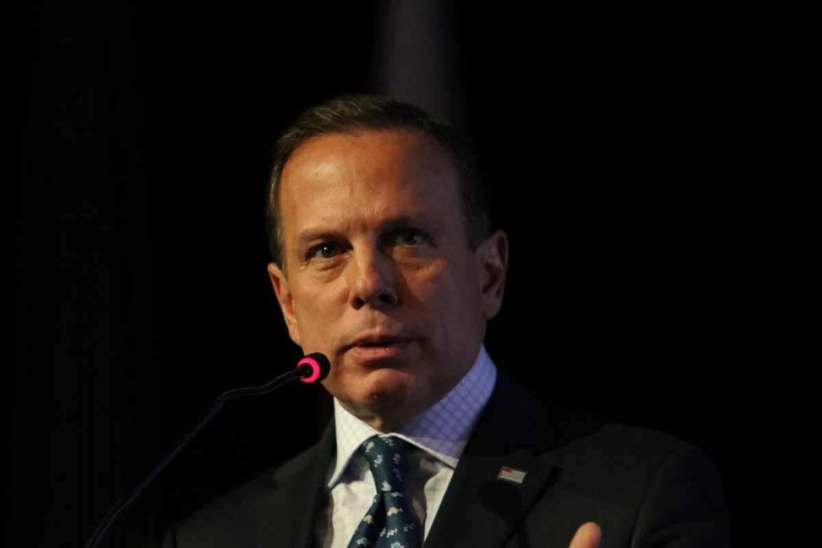 Doria nega propostas para deixar PSDB, diz revista 
