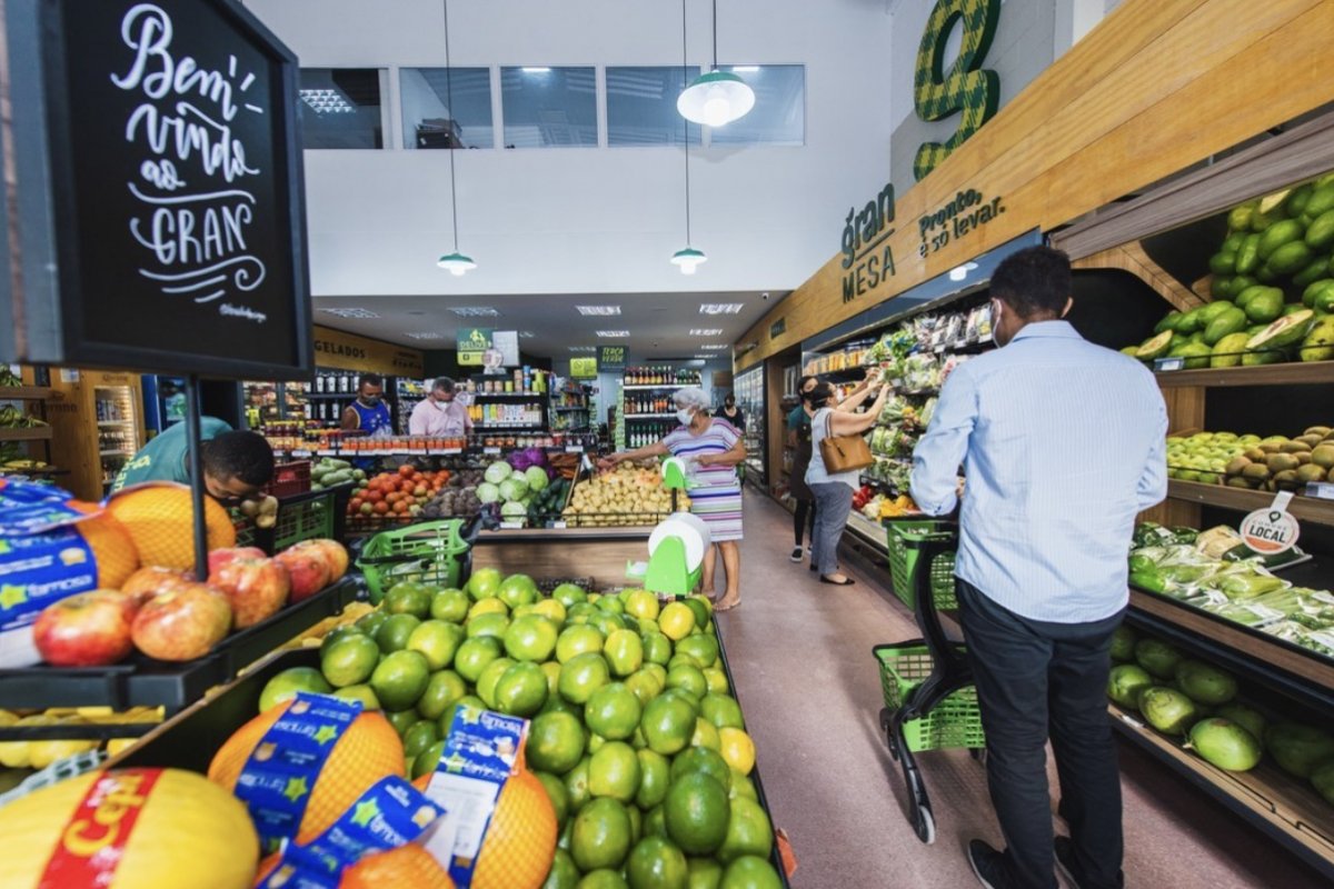 Semana do Meio Ambiente: Gran Hortifruti passa a cobrar por uso de sacola plástica