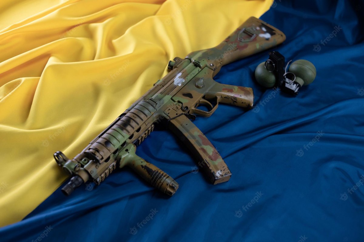 Militares ucranianos usam Google Tradutor para aprender manuseio de armas americanas