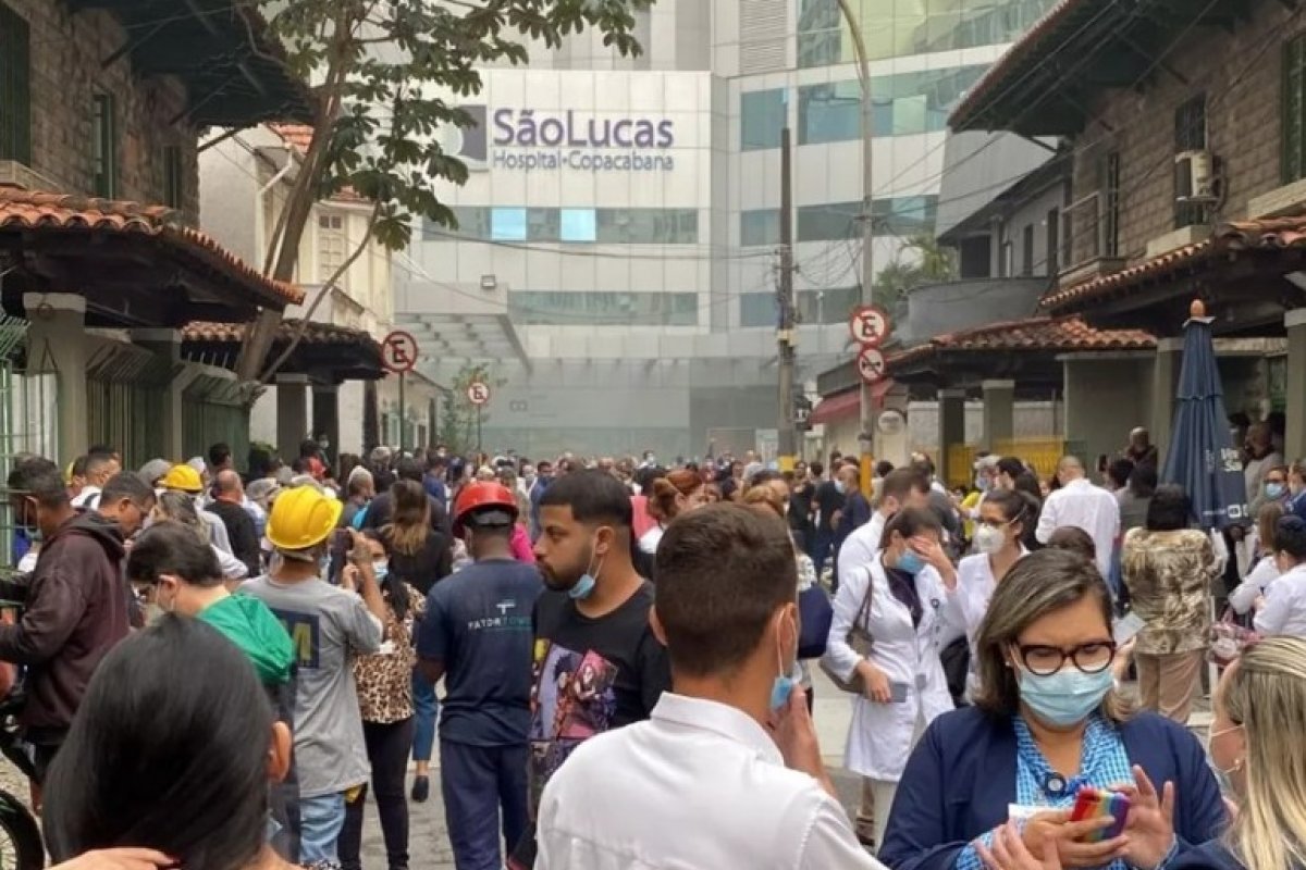 Incêndio atinge hospital em Copacabana e pacientes são retirados do local