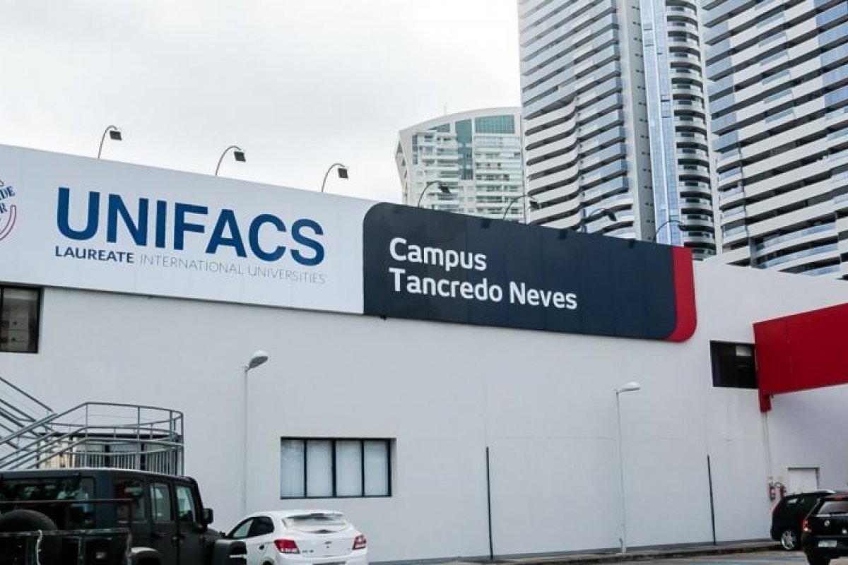 MP-BA pede que Justiça determine melhoras no sistema de atendimento aos alunos em faculdade de Salvador