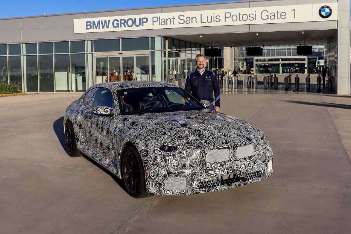 BMW M2 2023 será última a combustão com câmbio manual 