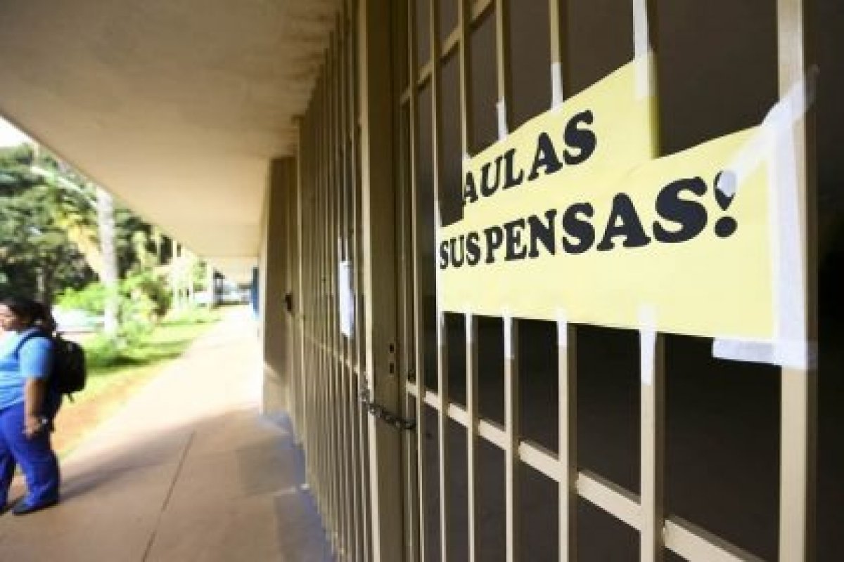 Após aumento dos casos de Covid-19,escolas em Barreiras-BA suspendem aulas presenciais 