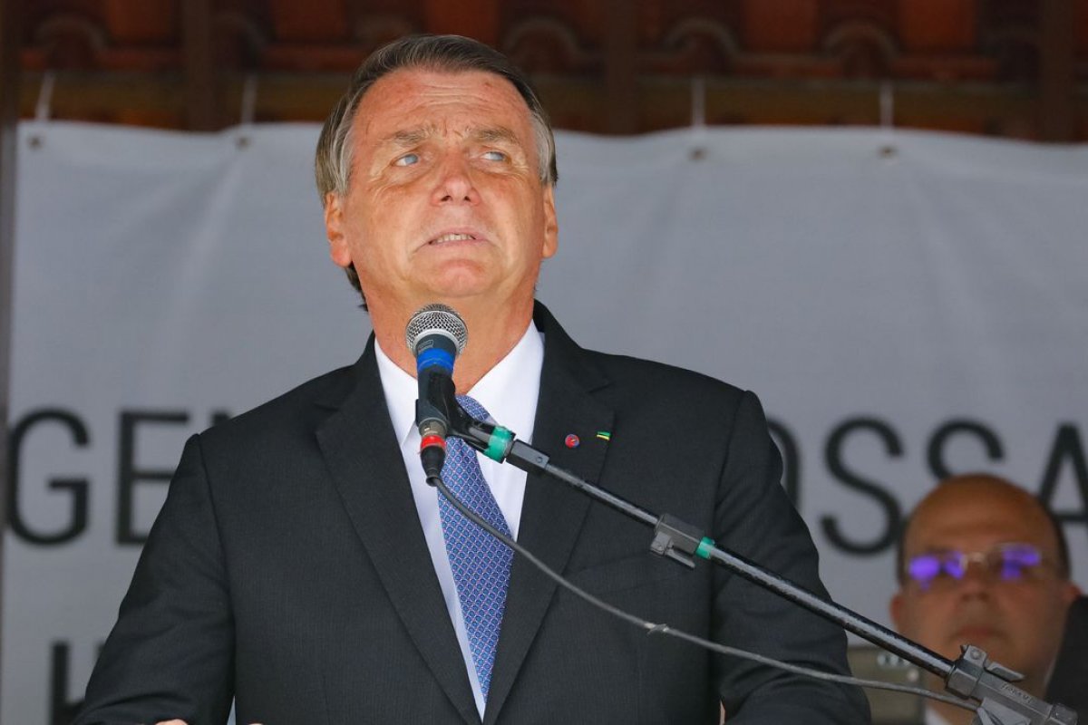 Bolsonaro diz que ser presidente do Brasil é 'missão' de Deus