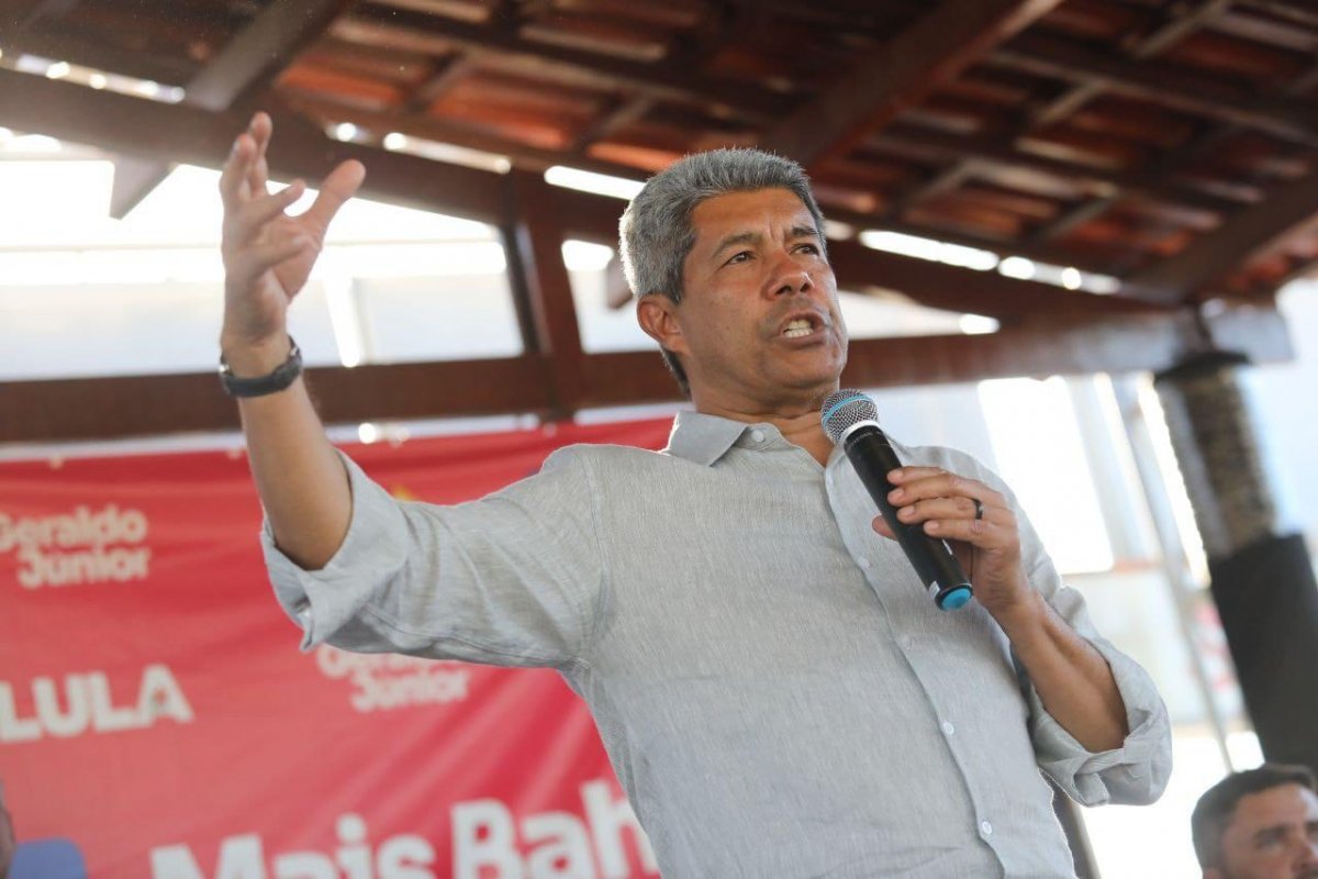 Jerônimo defende 'participação popular' no governo da Bahia