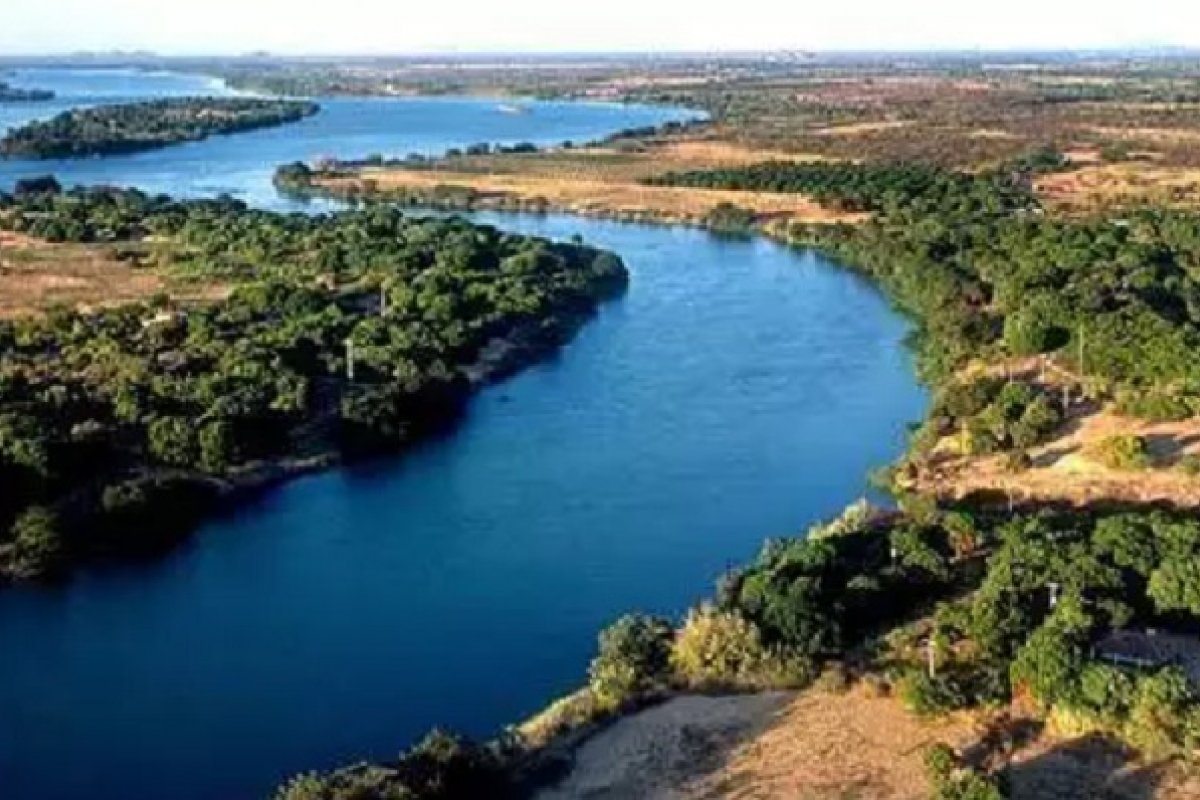 Turistas cearenses em 'missão' com grupo católico morrem afogados no Rio São Francisco (BA)