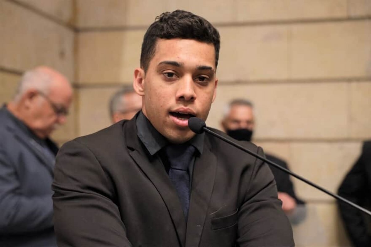 Vereador Gabriel Monteiro pede que depoimento seja transmitido nas redes sociais