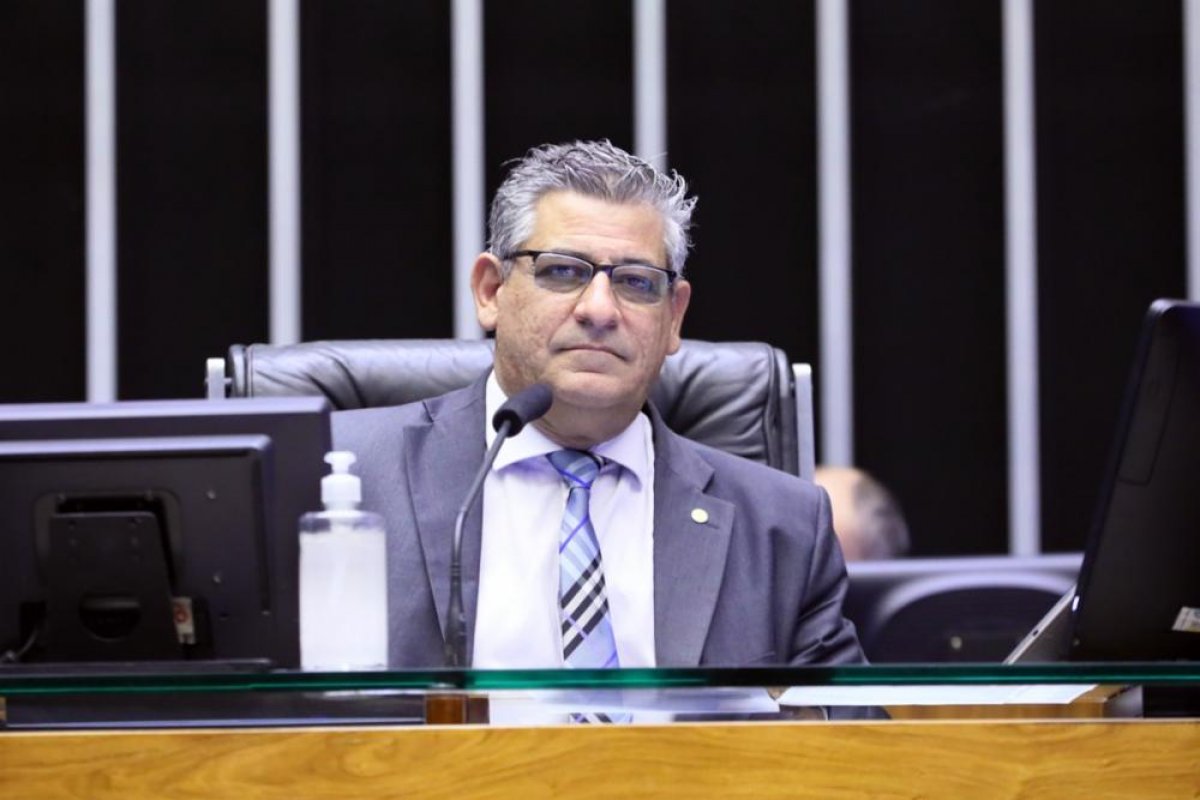 Líder da Frente dos Caminhoneiros diz que CPI é 'mentira eleitoreira'