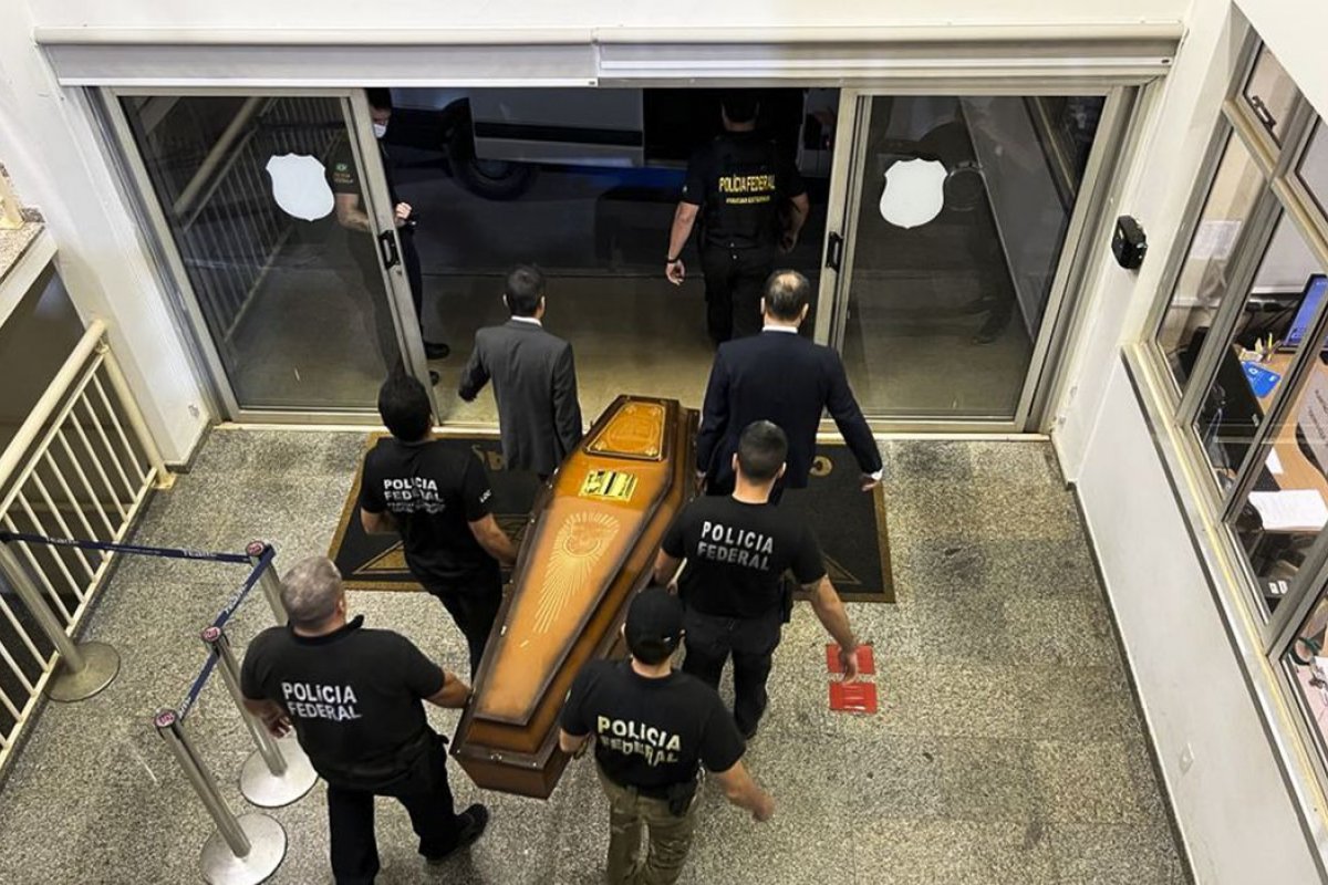 Velório e cremação de Dom Phillips acontece neste domingo (26), em Niterói