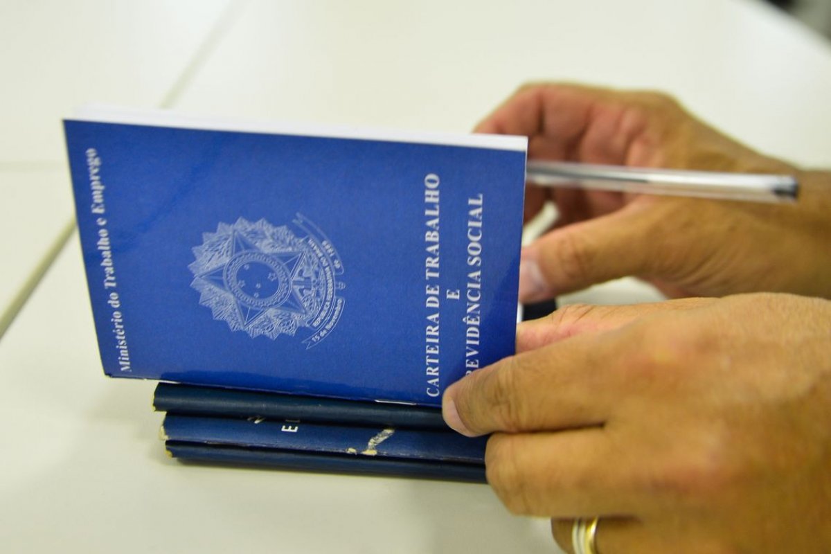 Brasil criou 277 mil empregos formais em maio, segundo Caged