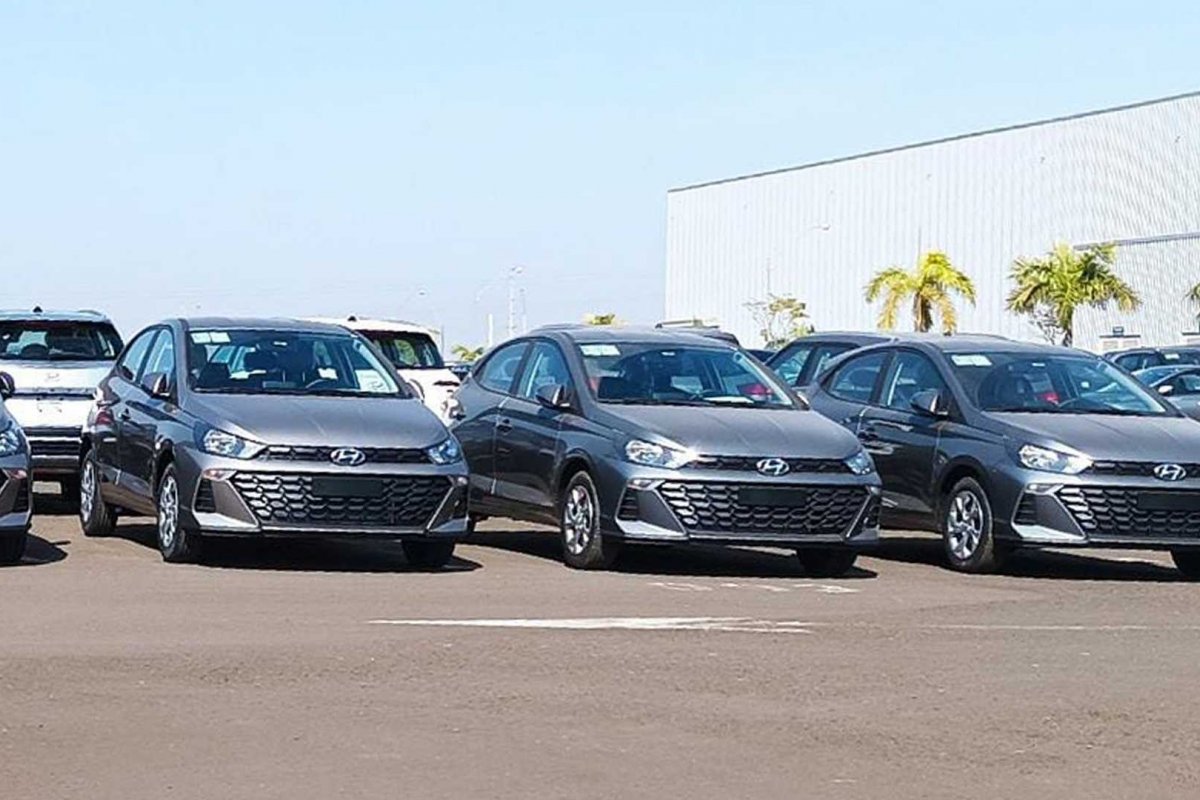 Hyundai HB20 2023 tem fotos vazadas nas redes sociais 