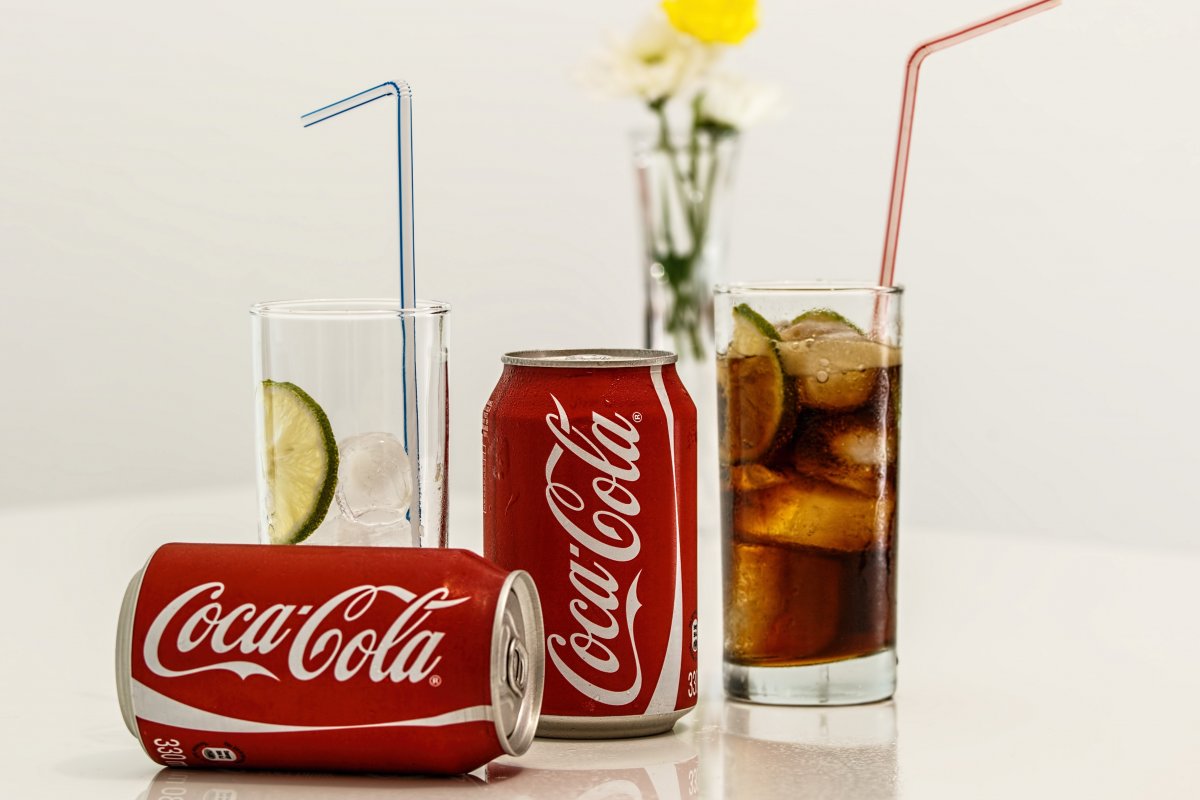 Parceria entre Coca-Cola e DJ faz surgir novo sabor de melancia com morango