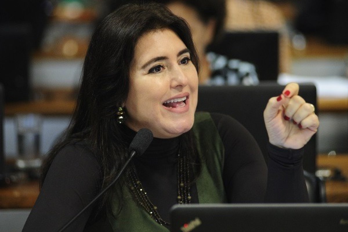 Simone Tebet, pré-candidata à Presidência, cumpre agenda em Salvador