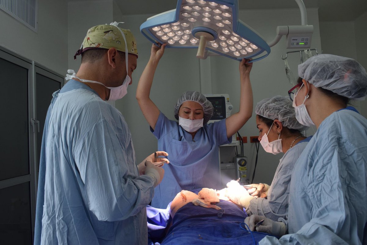Neste inverno, busca por cirurgias plásticas pode chegar a 100%, diz médico