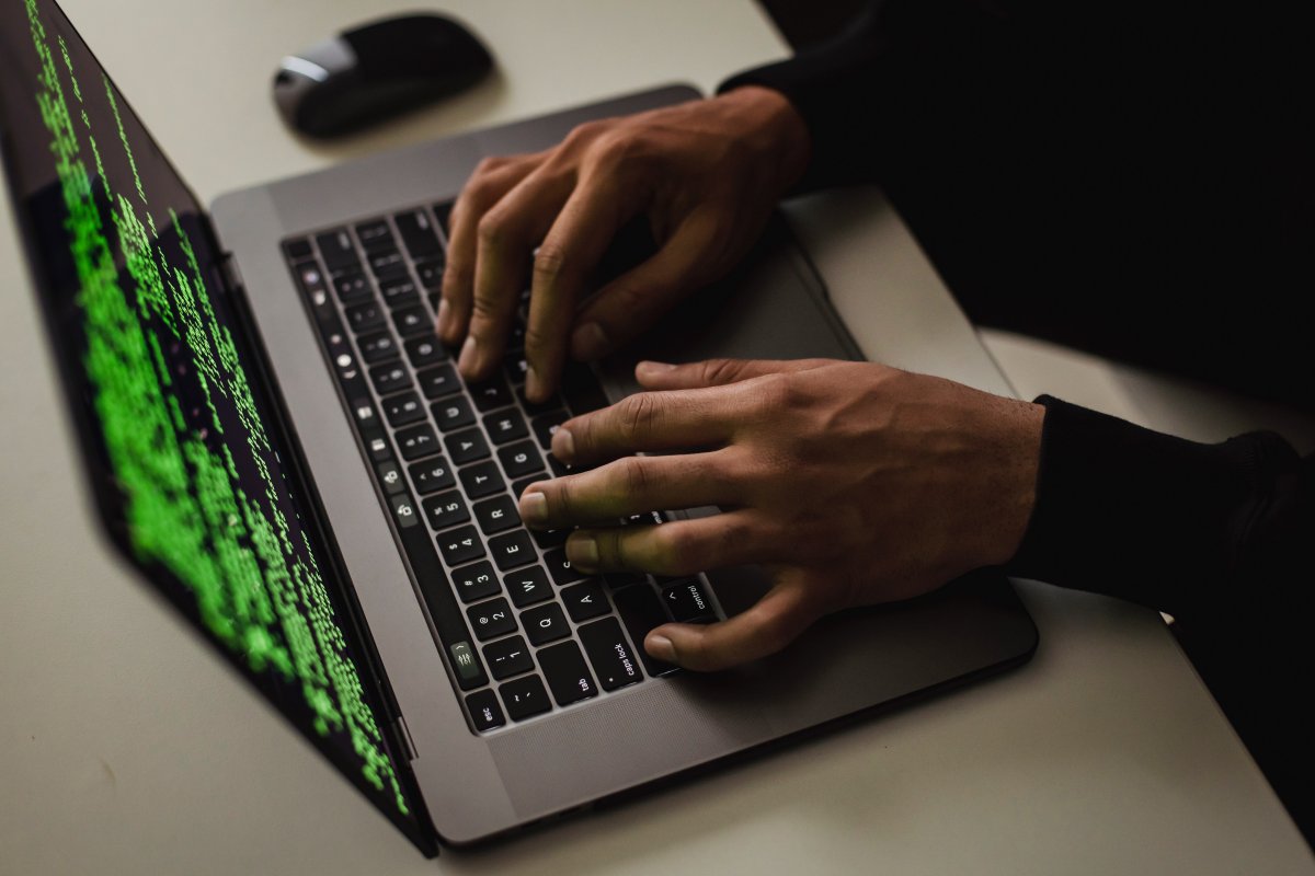Um bilhão de pessoas na China podem ter tido dados roubados por hacker