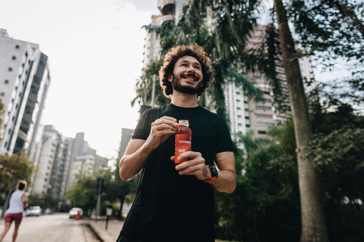 Kombucha: conheça 5 benefícios que auxiliam nos cuidados com o corpo e a mente! 
