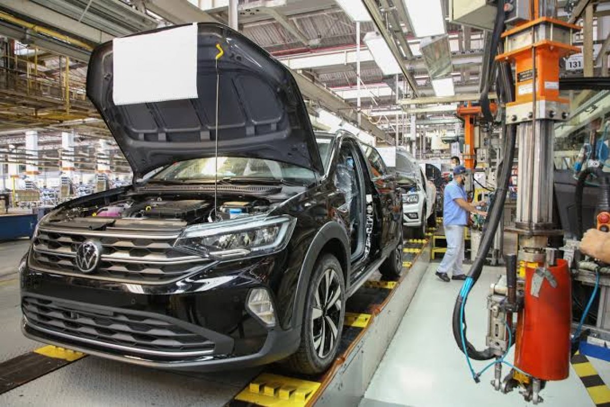 Produção de veículos vai crescer 4,1% em 2022, reavalia Anfavea 