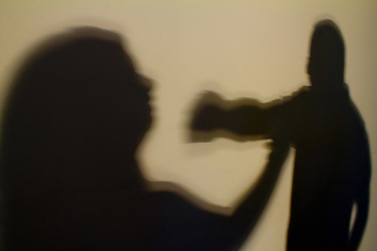 Violência doméstica: veja serviços gratuitos de apoio a mulheres oferecidos na Bahia