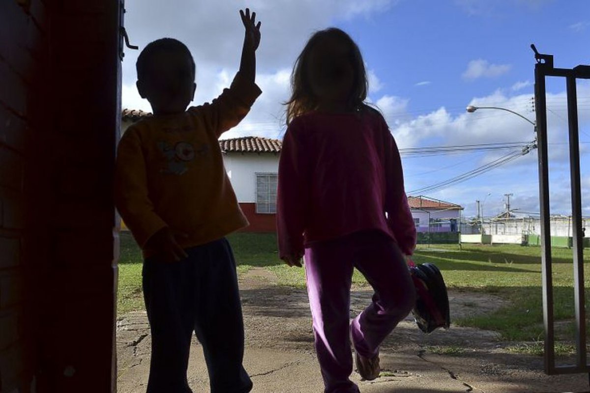 Violência contra crianças mais do que dobra e supera 70 casos por hora no Brasil