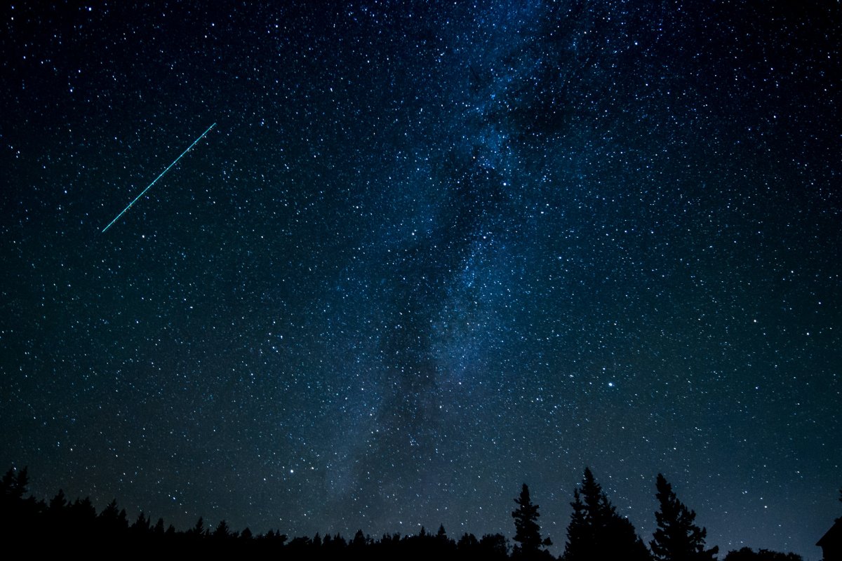 Cometa K2 chega ao ponto mais próximo da Terra nesta quinta-feira (14)